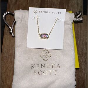 Kendra Scott Frame Elisa Necklace in Gold & Lilac Abalone Stone